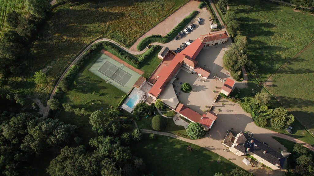 Les Pavillons d'Aymar salle à louer et gîte à Saint-Romain-la-Motte