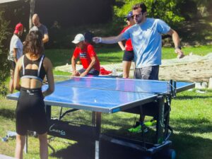 Les Pavillons d'Aymar à Saint-Roamin-la-Motte, activité ping pong