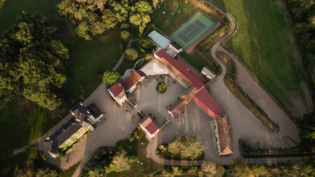 Les Pavillons d'Aymar à Saint-Roamin-la-Motte, salle de mariage et de réception privée