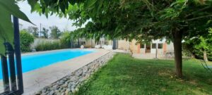 Les Pavillons d'Aymar à Saint-Roamin-la-Motte, activité piscine couverte ou non