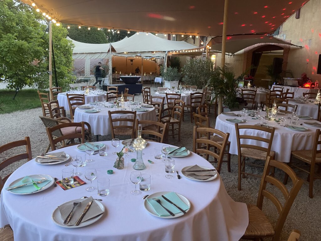 Mariage sous la tente nomade des Pavillons d'Aymar